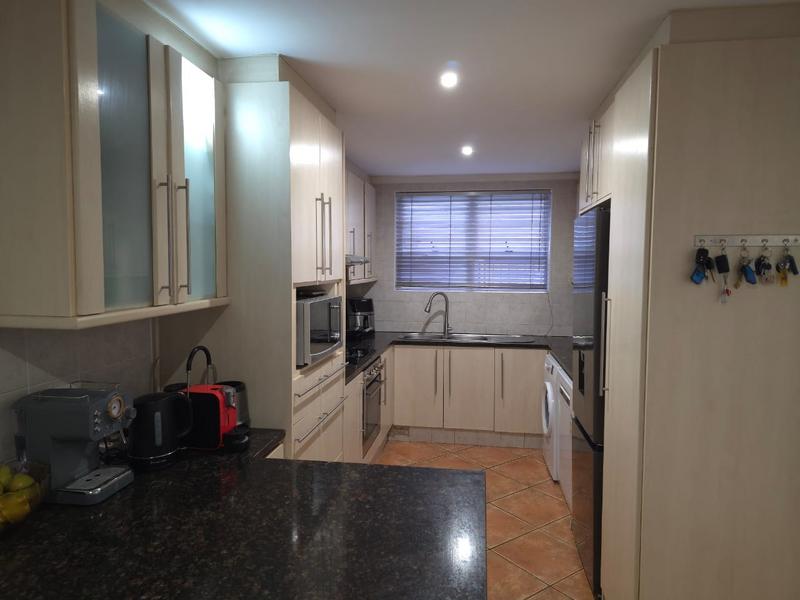 To Let 4 Bedroom Property for Rent in Churchill Estate Western Cape